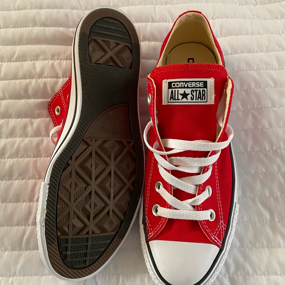 Converse sneaker